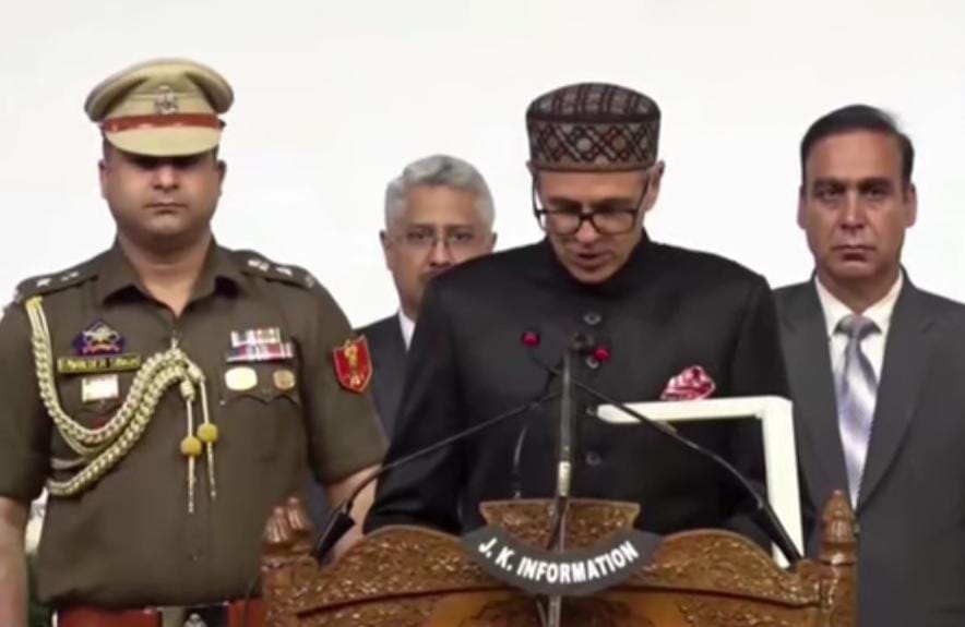 उमर अब्दुल्ला ने जम्मू-कश्मीर के मुख्यमंत्री पद की ली शपथ,राहुल गांधी समेत कई बड़े नेता रहे मौजूद