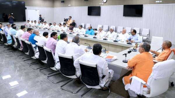 सभी विधानसभा सीटों पर जीत सुनिश्चित करें,उपचुनाव को लेकर सीएम योगी ने आज की बड़ी बैठक