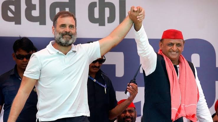 यूपी उपचुनाव अकेले लड़ेगी सपा,महाराष्ट्र में राहुल गांधी का साथ देंगे अखिलेश यादव?