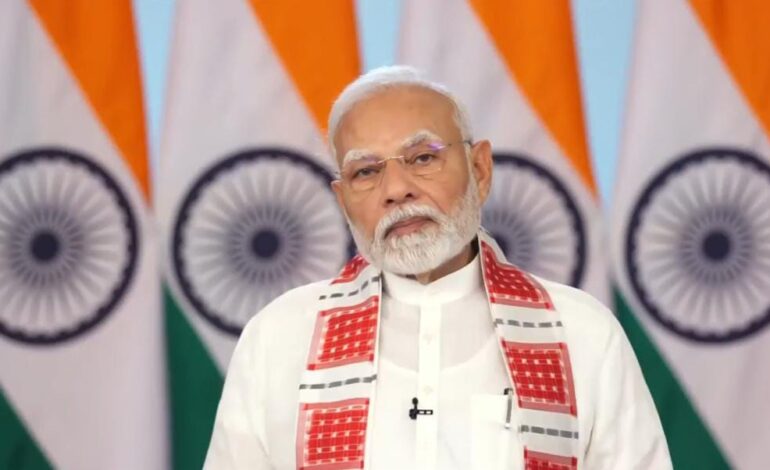 प्रधानमंत्री मोदी ने 12,850 करोड़ की परियोजनाओं की दी सौगात,कहा-नए-नए उद्योगों का विस्तार देश के कोने-कोने में हो रहा है