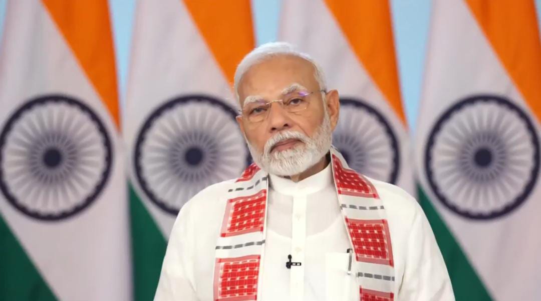 प्रधानमंत्री मोदी ने 12,850 करोड़ की परियोजनाओं की दी सौगात,कहा-नए-नए उद्योगों का विस्तार देश के कोने-कोने में हो रहा है