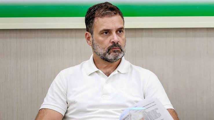 बैकफुट पर वापस आएगी कांग्रेस!ठाकरे की नाराजगी ने बढ़ाई राहुल की परेशानी