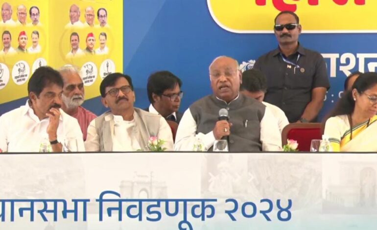 महाराष्ट्र में MVA ने जारी की घोषणापत्र,300 यूनिट बिजली फ्री देने का किया वादा