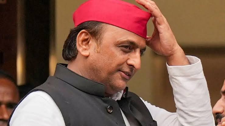 उपचुनाव से पहले मुस्लिम समीकरण को साधने में जुटे अखिलेश,आजम परिवार के जरिए दिखाएंगे अपनी शक्ति!