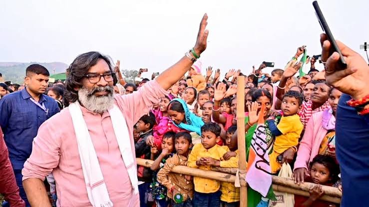 झारखंड में इंडिया गठबंधन की वापसी बनी बीजेपी के लिए मुसीबत!