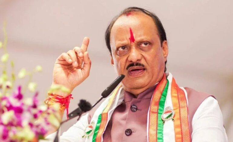 चाचा शरद पवार पर भारी पड़ा भतीजा,कर दिया बुरा हाल!
