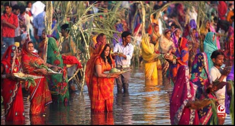 अर्घ्य के साथ आज संपन्न हुई छठ पूजा,अब व्रती खाएंगे खाना