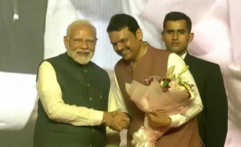 देवेंद्र फडणवीस ने ली सीएम पद की शपथ,पीएम मोदी समेत मौजूद रहे सभी बड़े नेता