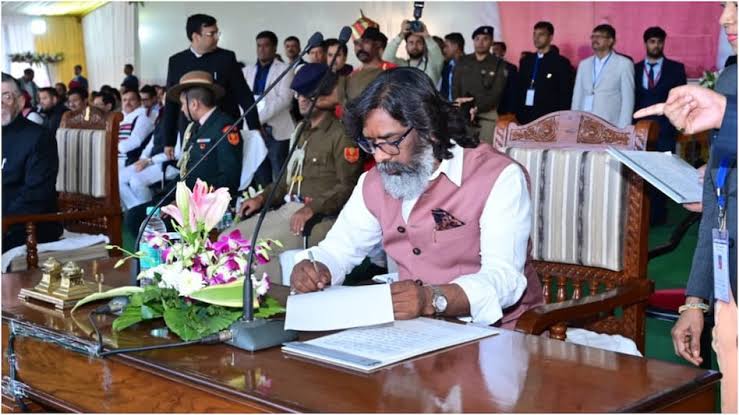 आज हेमंत सरकार हासिल करेगी विश्वास मत,इंडिया गठबंधन के कुल विधायकों की संख्या है 56