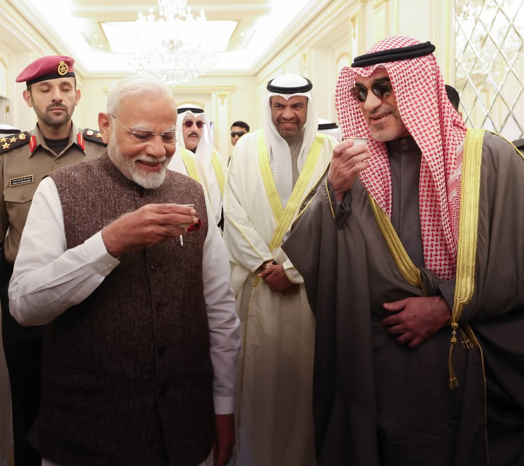 अपने 2 दिवसीय यात्रा पर कुवैत पहुंचे प्रधानमंत्री मोदी,101 वर्षीय पूर्व आईएफएस अधिकारी मंगल सैन हांडा से की मुलाकात