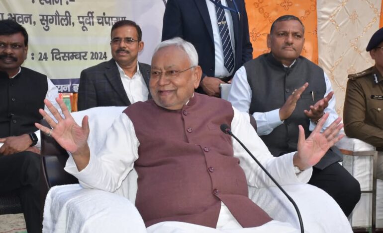 सीएम नीतीश के नेतृत्व में ही फिर से बनेगी सरकार,अपने बयान से पलटे विजय सिन्हा को देनी पड़ी सफाई