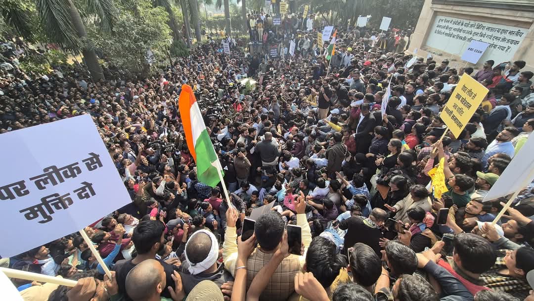 गांधी मैदान में आज बीपीएससी अभ्यर्थी और पुलिस के बीच दिखा नोंकझोंक,अपने मांगों पर अड़े छात्र