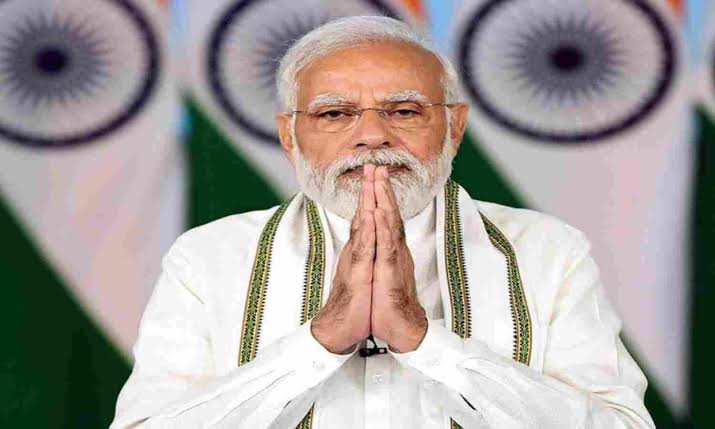 पीएम मोदी ने दी नए साल की बधाई,जश्न में डूबा पूरा पटना