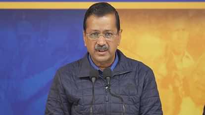 सफाई कर्मचारियों के लिए केजरीवाल ने लिखा पीएम को पत्र,जमीन के लिए कर दी मांग