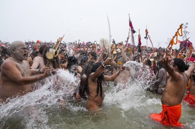 महाकुंभ में डुबकी लगाएंगे पीएम मोदी और राष्ट्रपति,प्रशासन ने शुरू की तैयारी