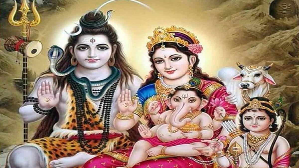 इस दिन है महाशिवरात्रि!जानिए किस विधि से करें पूजा की सब मनोकामना होगा पूरा