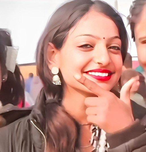 बंजारन मोनालिसा को मिला फिल्म में करने का ऑफर,महाकुंभ में हुई थीं वायरल