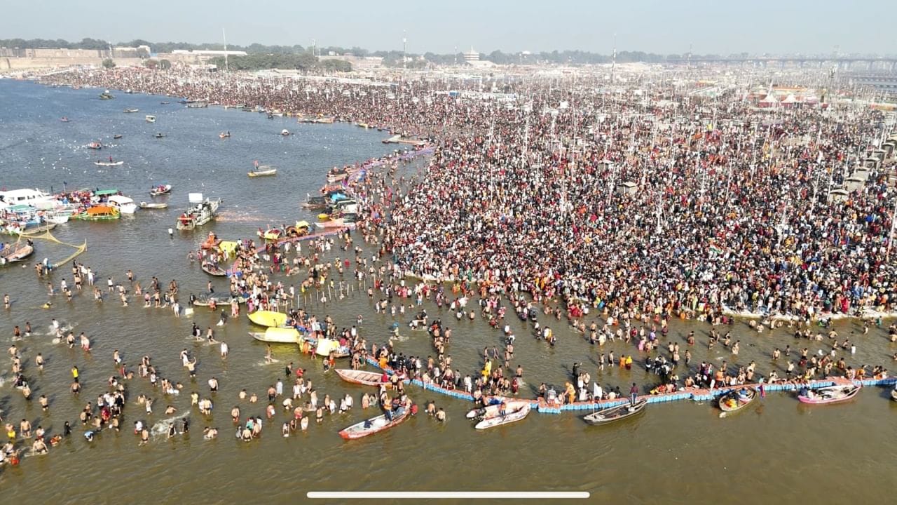 मौनी अमावस्या पर आज महाकुंभ में बनेगा नया रिकॉर्ड,शाम तक 10 करोड़ श्रद्धालुओं का स्नान करने का है अनुमान