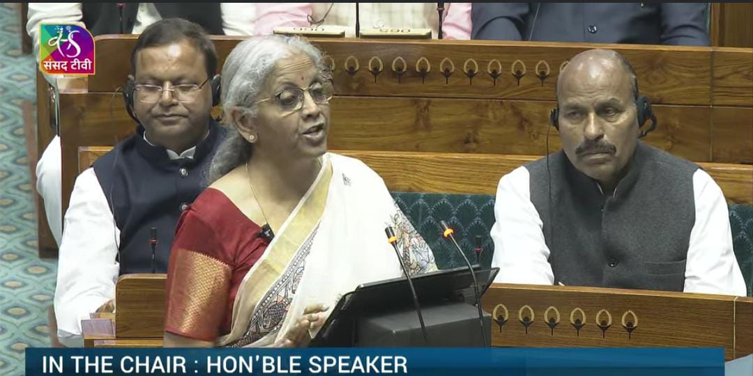 जानिए आखिर क्यों बिहार पर मेहरबान हुई मोदी सरकार?विपक्ष को बोलना का नहीं मिला मौका