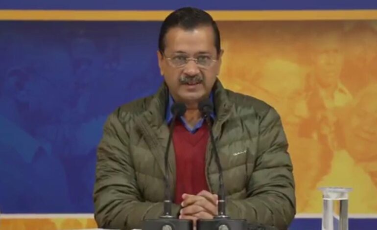 आप के कार्यकर्ताओं और नेताओं को मिलनी चाहिए सुरक्षा,केजरीवाल ने मुख्य चुनाव आयुक्त को लिखी चिट्ठी