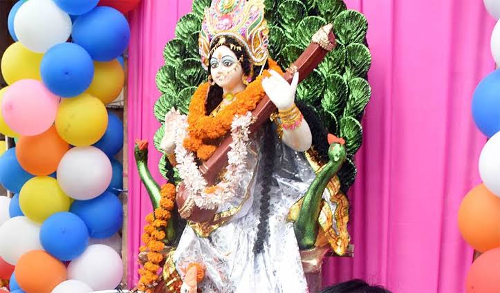 आज इस योग में मनाई जा रही सरस्वती पूजा,जानिए पूजा विधि,मंत्र और मुहूर्त