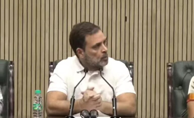 राहुल गांधी ने चुनाव आयोग पर फिर से लगाई बड़ा आरोप,महाराष्ट्र विधानसभा चुनाव के परिणामों में की गई है हेराफेरी