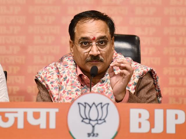 बीजेपी अध्यक्ष वीरेंद्र सचदेवा ने केजरीवाल की बढ़ाई मुश्किलें,कहा-पहली कैबिनेट में हीं किया जाएगा SIT का गठन,होगी जांच