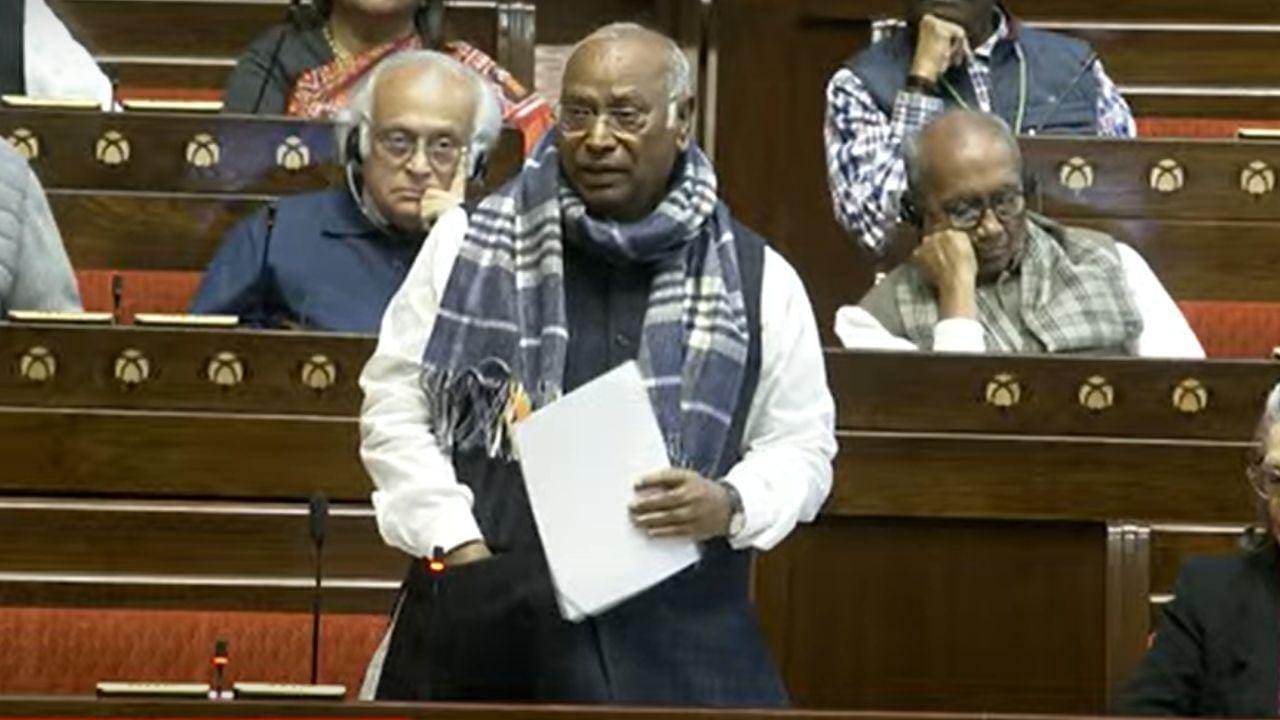 JPC की रिपोर्ट पेश होते हीं जमकर हुआ हंगामा,मल्लिकार्जुन खरगे ने रिपोर्ट को मानने से किया इंकार