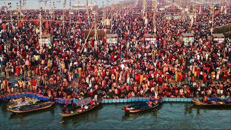 महाकुंभ का आज है 35वां दिन,स्नान करने वाले श्रद्धालुओं की भीड़ में लगातार हो रही है बढ़ोतरी
