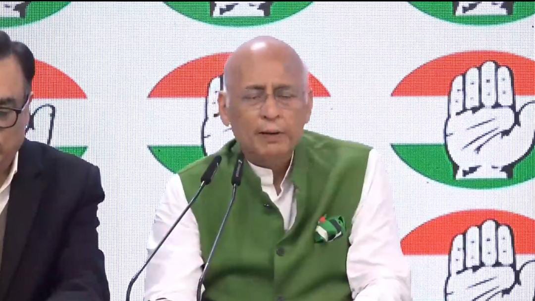 मुख्य निर्वाचन आयुक्त की नियुक्ति पर भड़की कांग्रेस,कोर्ट से बचने के लिए मोदी सरकार ने जल्दबाजी में लिया है फैसला
