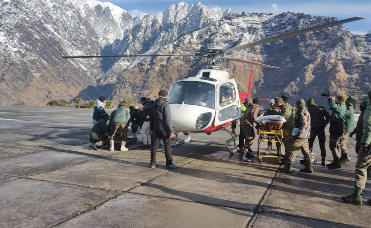 रेस्क्यू ऑपरेशन टीमों ने 47 मजूदरों को निकाला बाहर,अब भी फंसे हुए हैं 8 लोग