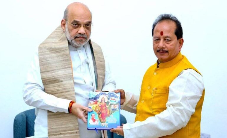 दिल्ली जाकर हाजिरी लगाने लगे डिप्टी सीएम विजय सिन्हा,सम्राट चौधरी से नहीं बन पा रही है बात!बिहार भाजपा में नहीं है सब कुछ ठीक?