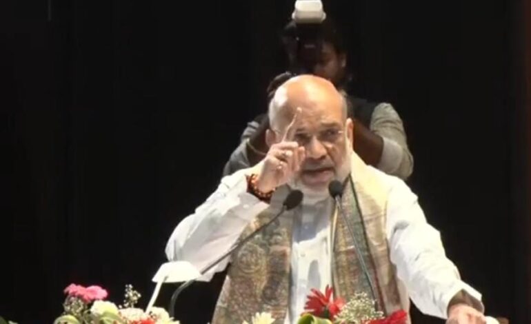 अमित शाह ने लालू परिवार पर बोला हमला,लालू जी आपने अगर कुछ किया है तो हिसाब किताब लेकर आईये और बताईये..