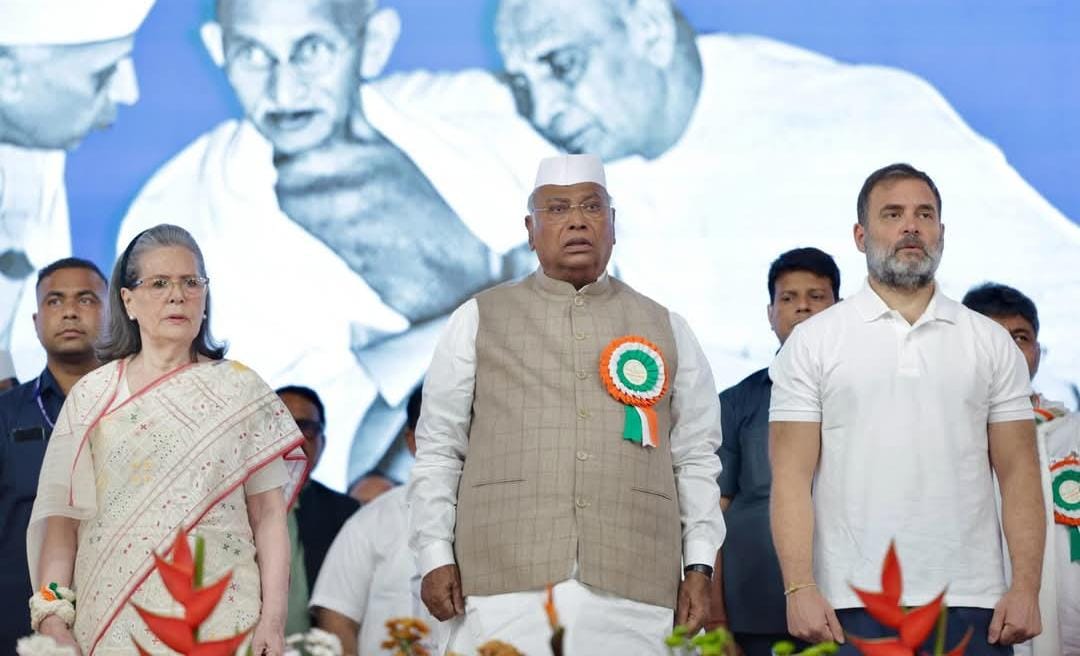 निजी शैक्षिक संस्थानों में आरक्षण देने के लिए कांग्रेस ने पास की प्रस्ताव,मोदी सरकार को घेरने के लिए कर ली पूरी तैयारी