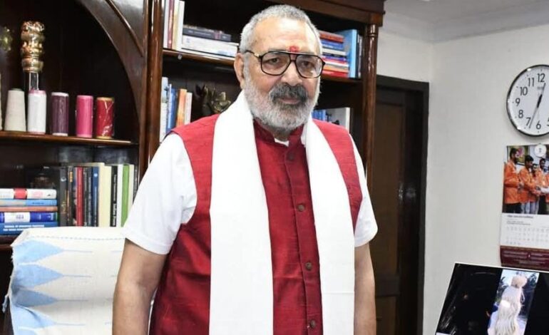 बंगाल को बांग्लादेश बनाना चाहती हैं ममता बनर्जी,गिरिराज सिंह ने इस मामले में लगा दिया बड़ा आरोप