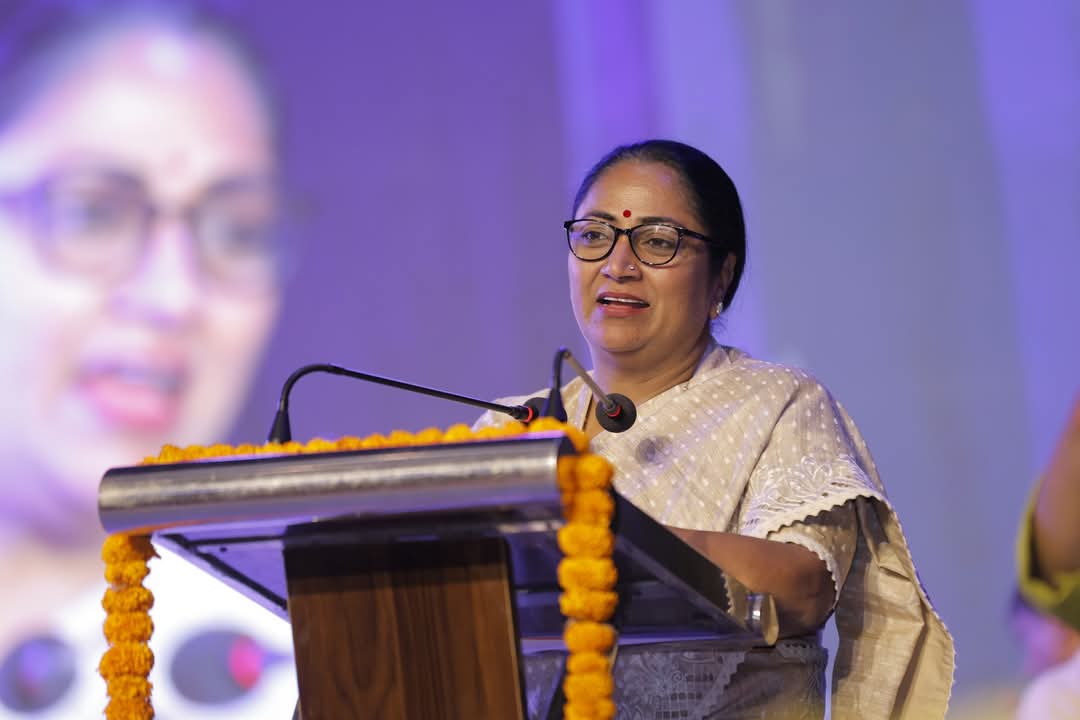 दिल्ली में अब प्राइवेट स्कूलों की नहीं चलेगी मनमानी,सीएम रेखा ने दिखाई सख्ती