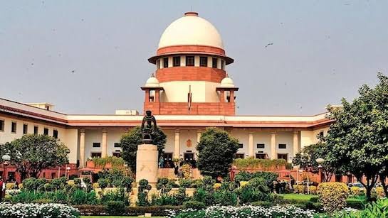 पहलगाम मामले पर सुप्रीम कोर्ट ने लगाई फटकार,आप क्या सुरक्षा बलों का मनोबल गिराना चाहते हैं?