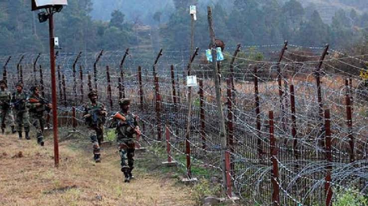 सुधरने के रास्ते पर चला पाकिस्तान,LoC पर कल रात भी नहीं की कोई गलती