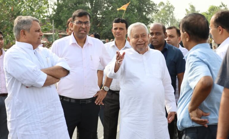 महिलाओं के जरिए जेडीयू को मजबूत करेंगे पार्टी नेता,तेजस्वी को टक्कर देने के लिए बन गया प्लान