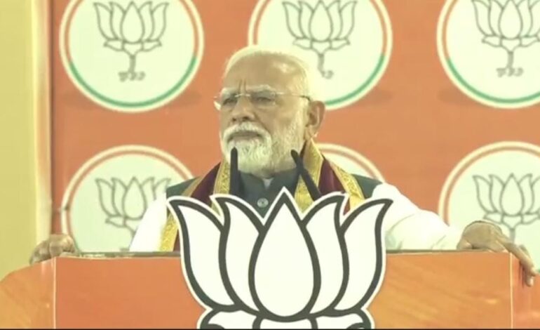 पाकिस्तान समझ ले,तीन बार घर में घुसकर मारा है,मंच से पीएम मोदी ने दे दिया संदेश