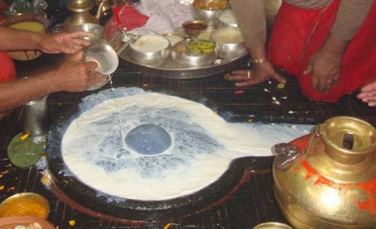 बाबा बैद्यनाथ मंदिर में 10 जुलाई से नहीं होगा स्पर्श पूजन,11 जुलाई से शुरू हो जाएगा सावन