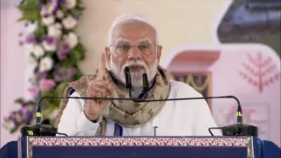 मोतिहारी में जनसभा को संबोधित करते हुए खूब बोले पीएम मोदी,बिहार आगे बढ़ेगा तभी देश आगे बढ़ेगा