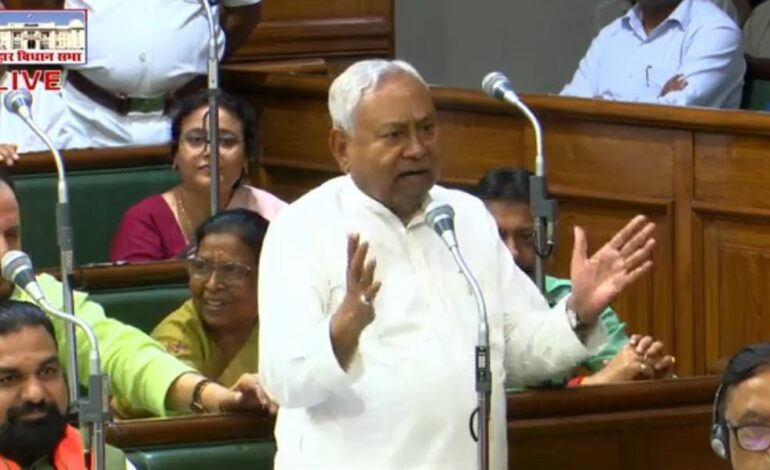 तेजस्वी पर फिर से गुस्साए नीतीश कुमार,विधानसभा में एक दूसरे से खूब हुई बहस