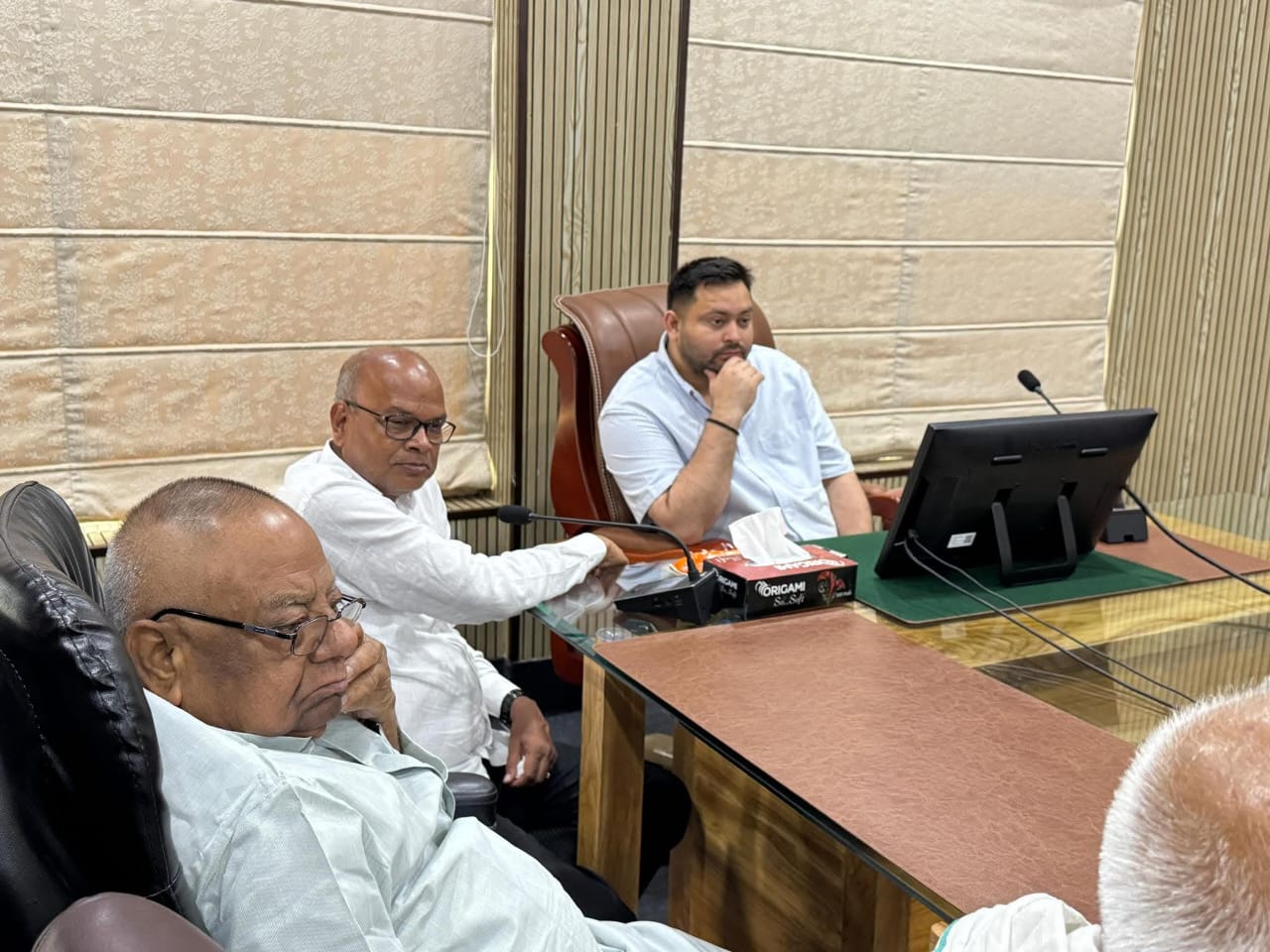 अगस्त क्रांति के जरिए सीएम नीतीश को सत्ता से बेदखल करेंगे तेजस्वी,जानिए क्या है विपक्ष की पूरी रणनीति?