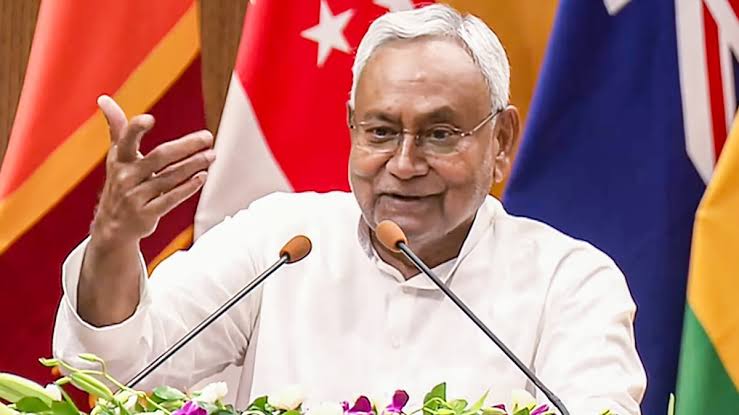 नीतीश कुमार ने शिक्षकों को कर दिया खुश,ट्रांसफर-पोस्टिंग को लेकर दिया बड़ा आदेशq