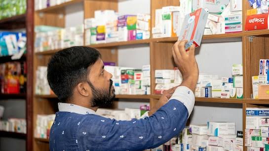 अब ऐसे खोल सकते हैं अपना मेडिकल स्टोर!इस बिज़नेस में है खूब मुनाफा
