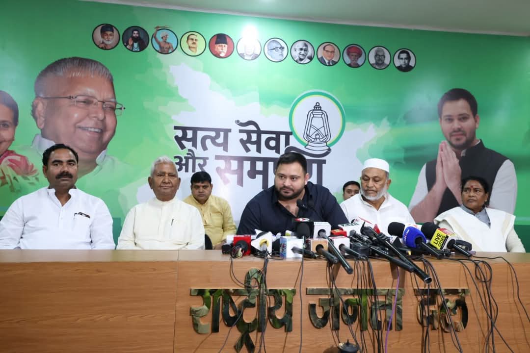 स्वतंत्रता दिवस पर आज तेजस्वी ने बिहारवासियों के नाम लिखा खुला पत्र,बोले-बिहारी से मांगा जा रहा है सबूत