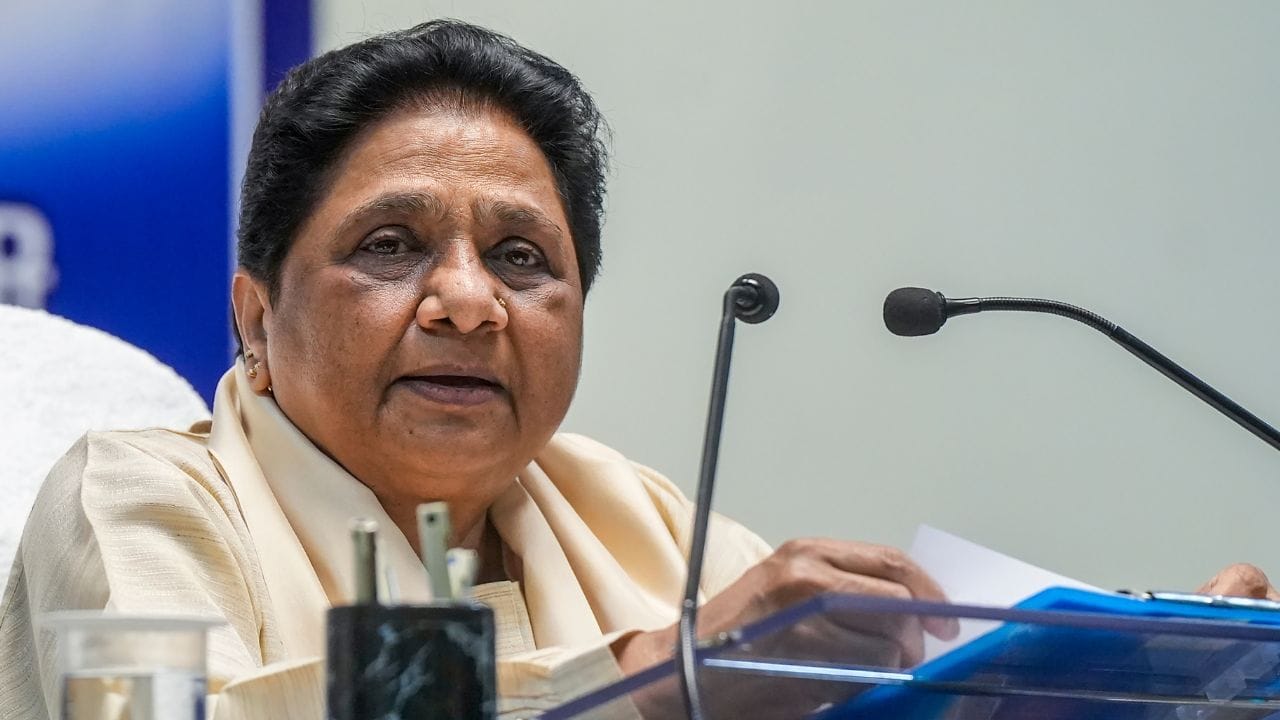 योगी सरकार ने शिवालय पार्क बनाने का फैसला लिया वापस,खुश हुई मायावती ने सरकार को कहा थैंक्स