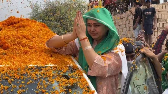 संजय यादव को लेकर लालू परिवार में घमासान,तेज प्रताप के बाद अब रोहिणी की बगावत