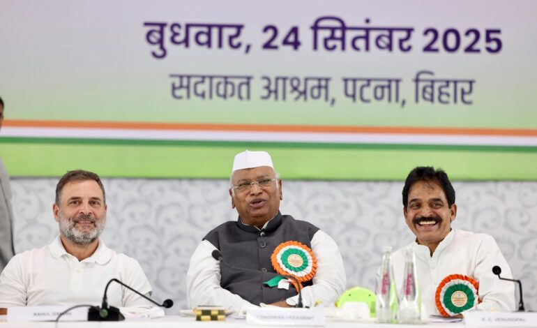 पीएम मोदी ने GST के नाम पर देश को लूटा,CWC की बैठक में खरगे का बड़ा बयान?